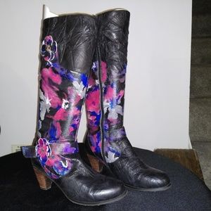 L'Artiste hand-painted boots size 37 EU/6.5 US
